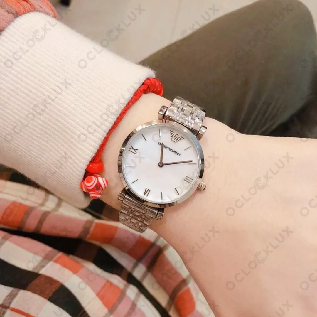 Montre Femme Emporio Armani Gianni T-Bar AR1682 14 Montre Femme Emporio Armani Gianni T-Bar AR1682